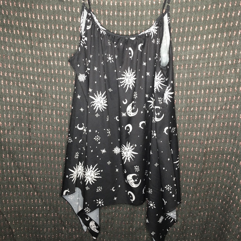 Sun and moon tank